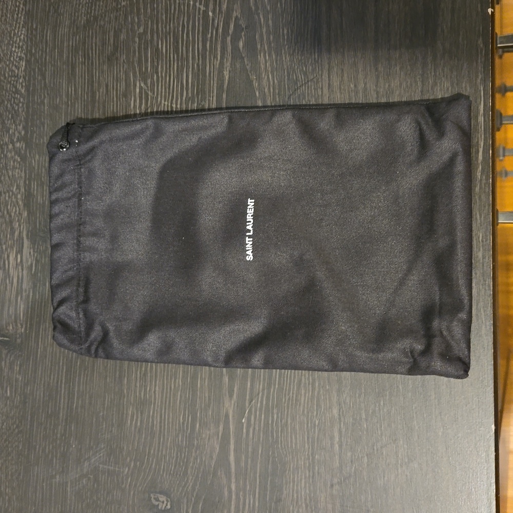 Tiny Cassandre flat wallet in grained leather